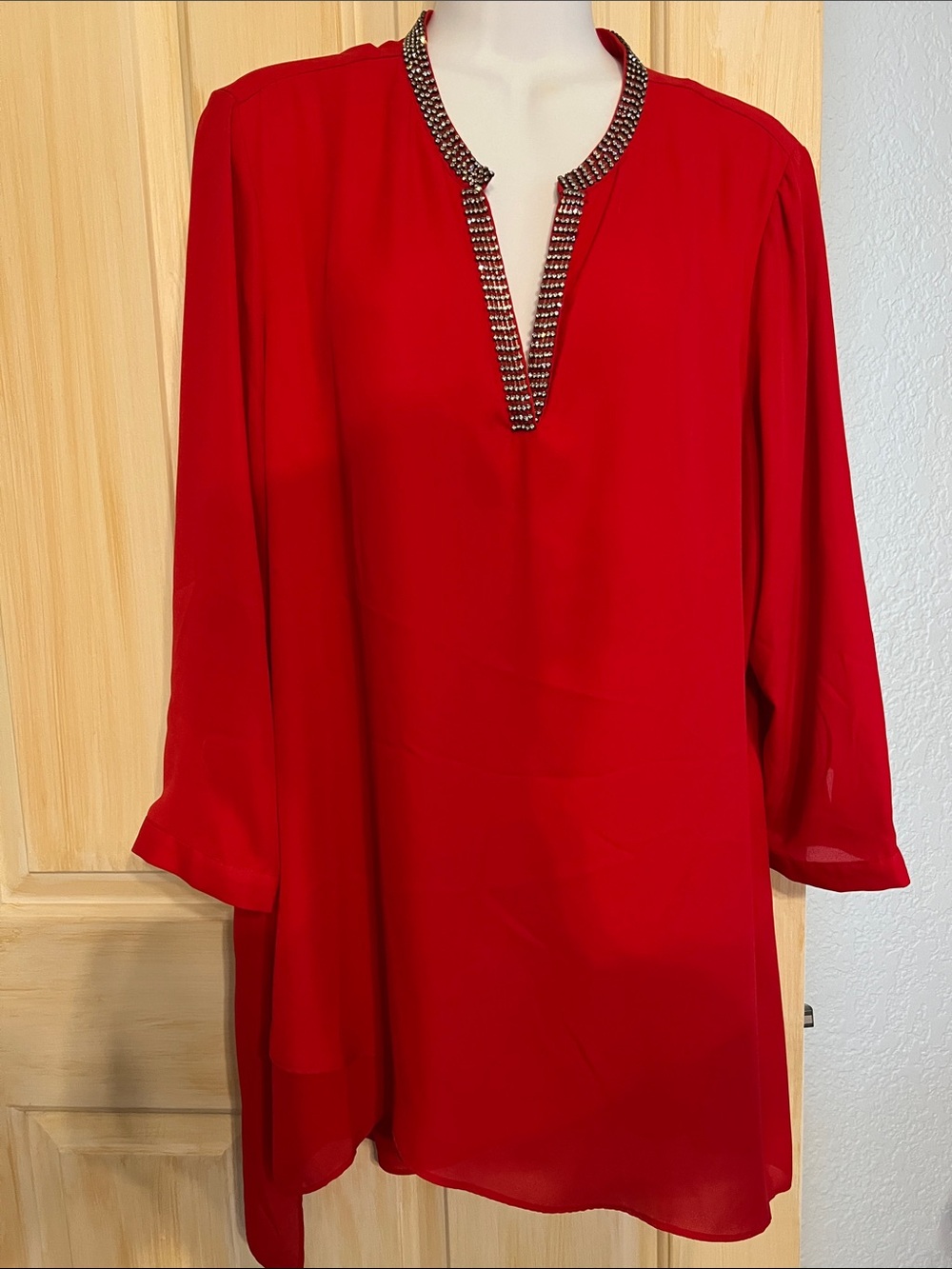 Women's Red Beaded V-Neck Tunic - Picture 11 of 15